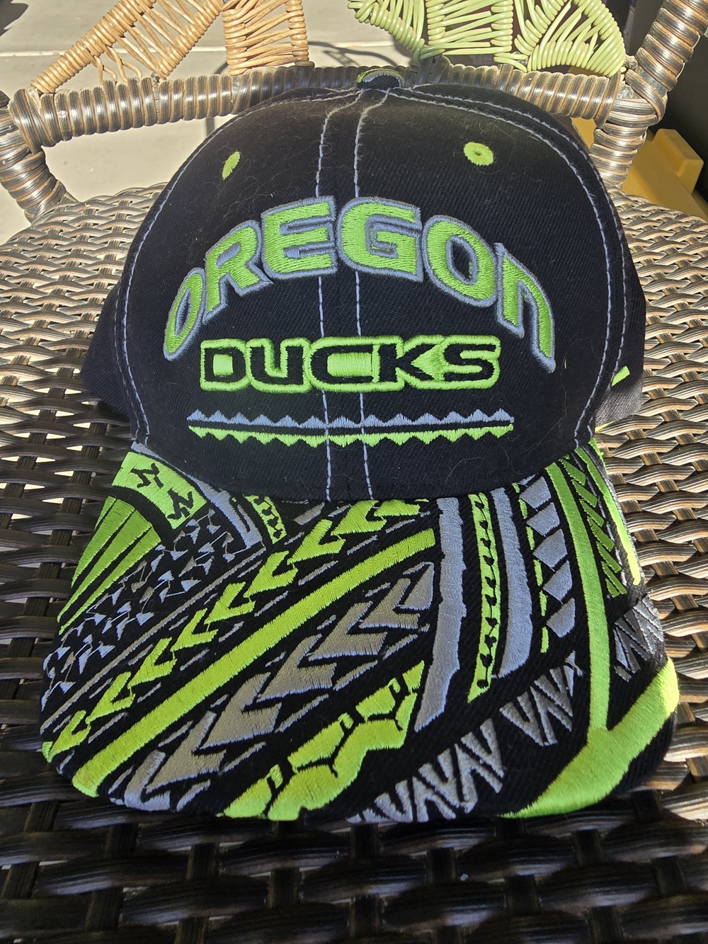 Black and Neon Green Oregon Ducks Flat Bill Baseball Hat